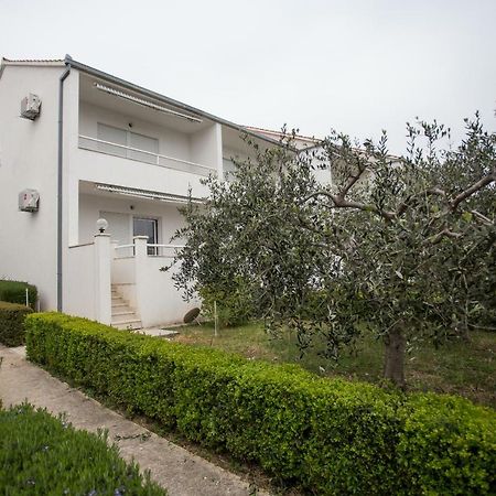 Apartments Gloria Primosten Exterior photo